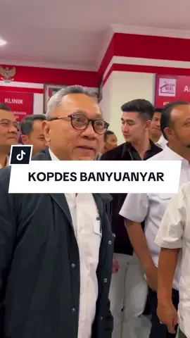 Dalam kunjungannya, Menko Zulhas menyampaikan apresiasi bagus dengan keberadaan Koperasi Kelurahan Merah Putih Banyuanyar atas peran koperasi untuk ekonomi rakyat @zul.hasan #menkopangan #bantupanganbanturakyat  #KopdesMerahPutih #KopdesIndonesia #ZulkifliHasan #PartaiAmanatNasional
