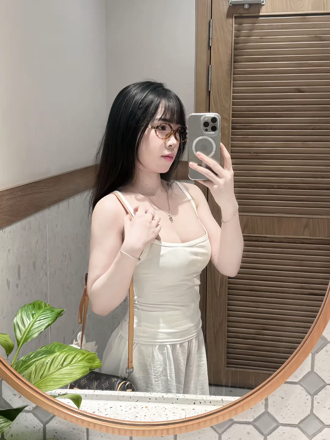 Chỉ là em nhớ thôi..