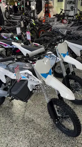 Gang gang ⚡️ . . . . . . #bocascooters #surron #florida #moto #dirtbike #ebike 