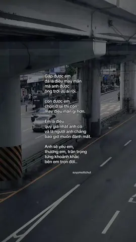 “Trân trọng từng khoảnh khắc, bên em trọn đời…” #tinhyeu #suyymottchut #viral 