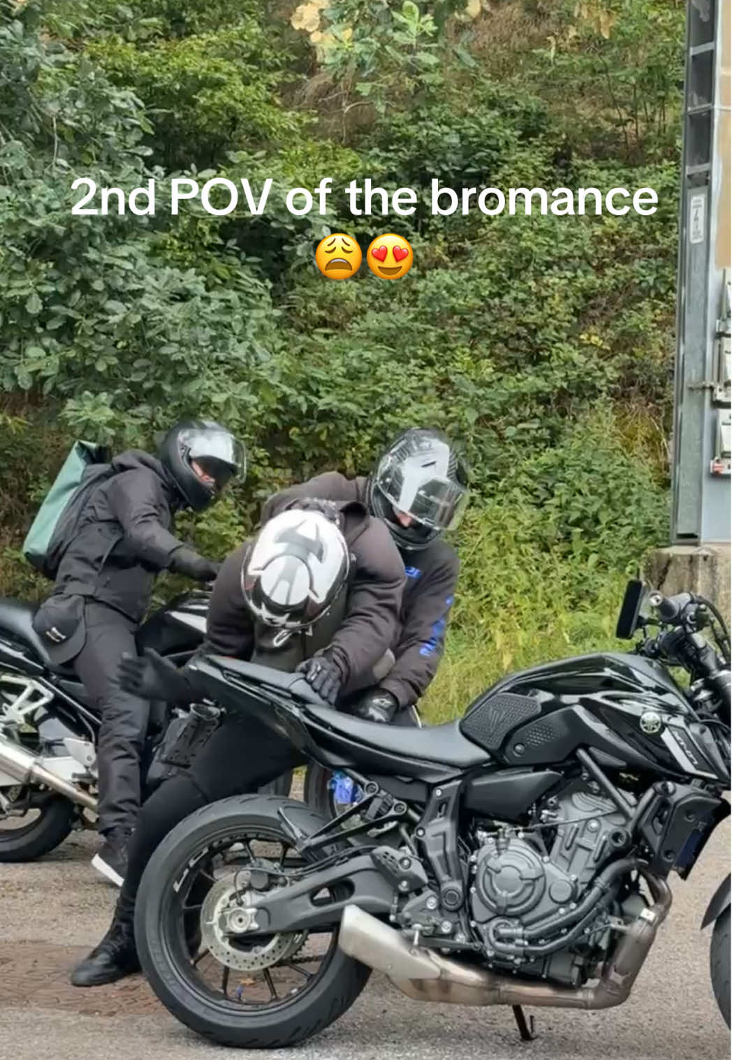 2nd POV for the people who wanted to see it🤣🤣 • • • • • #kawasaki #kawasexy #z300 #kawasakizclub #kawasakiz300 #biker #bikelife #bikelifestyle #bikergirl #bikerchick #motorcycle #motorcyclelife #motorcyclephotography #insta360 #foryou #foryoupage #video #capcut #pov #SC #SCproject #SCprojectexhaust #fyp #gay #bromance #BookTok@Mitchelldevries @Niels  