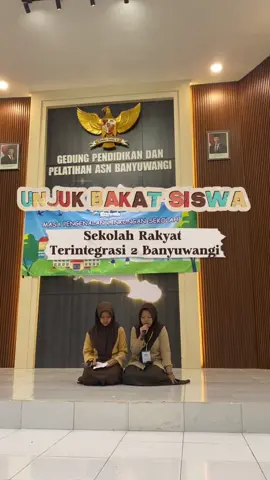 Unjuk Bakat Siswa Sekolah Rakyat Terintegrasi 2 Banyuwangi. Siswa-siswi begitu percaya diri dan antusias menampilkan bakat mereka.  Mari kita apresiasi penampilan terbaik mereka 🤩👏👏👏 @Kementerian Sosial RI @Kabupaten Banyuwangi 