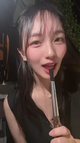 最近、毎日眠くて眠くてさ😵‍💫お昼寝3時間以上はしてしまうんだけどなんで！？😱保育園のおくり迎えが暑すぎて体力使うのかな？😭往復3時間きついです笑笑 . 夜も24時には寝てるよ😵‍💫😵‍💫 お昼寝はしなくてもいいような人生送りたい！！！ いつも寝すぎて配信時間とれてないから明日の夜は絶対にする宣言‼️ #保育園 #育児 #年子 #ライバー 