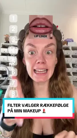 Det her filter vælger rækkefølgen på min makeup, men er det ikke lidt snyd, at der ikke er foundation, concealer og bronzer? 😂 #skønhedsprodukter #skønhedsfavoritter #filtervælgermakeup 