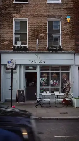 In this exclusive interview with Tamara, founder of T by Tamara, She opens up about how her love for baking, culture, and art led her to create more than just a café. What began as a passion for cake design grew into a unique concept that puts Middle Eastern heritage at its heart, with dishes like fatteh taking center stage. Watch the full interview to hear how she brought her vision to life. #fyp #foryoutiktok #foryoupage #foryou 