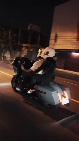 AKU KAMU NAIK HARLEY KELILING SOLO💝 #xypbca #harley #harleydevidson #roadglide #harleyroadglide 