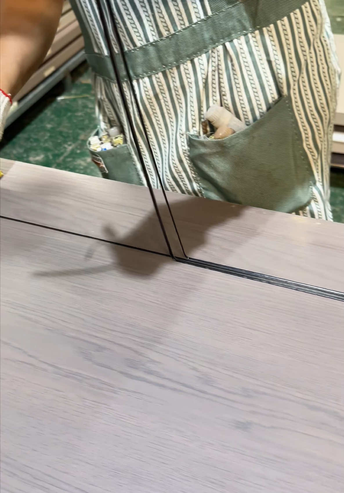 #the moment of decompression in the process of making wooden doors#XINICE #woods #door #woodworking #doors 