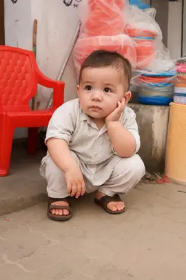 Funny baby#creatorsearchinsights  #ai#funnyvideos#baby# #kidstiktok#fyp#viralvideos#funybaby#trendingnow #grow#fyp 