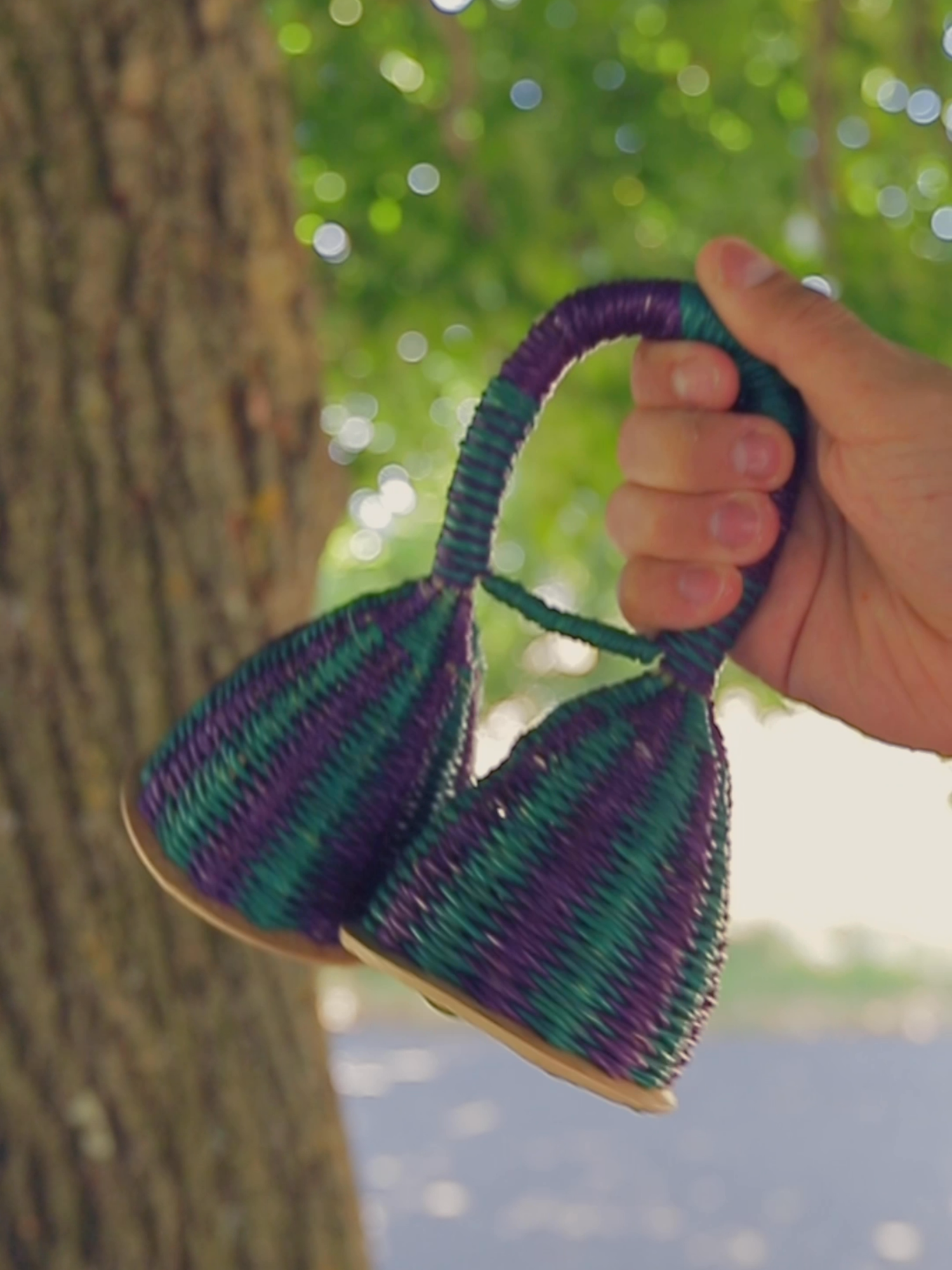 This pretty little woven double caxixi shaker with a great sound, I love these basket shakers, they come in many colours as shown in the photos: purple, red, green, orange, pink etc. They are approximately 15cm x 15cm and are handmade in Ghana, Africa. #handmadecraft #percussion #musictherapy