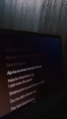 Dashni Ilegale🖤🐈‍⬛ #mato #lyrics #song #spotify #dhezipahiri #dhezmotrentaqifsha #p1n73r_ #foryou 
