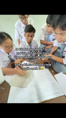 ya begitulah #jurusanipa #kelas11 #4u 