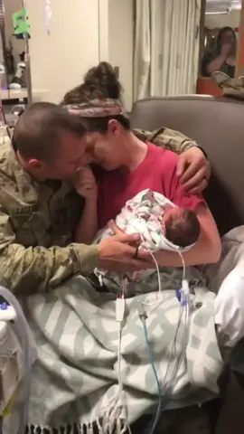 When a husband in service comes home and sees his baby #baby #Love #fyp #tiktok #lovebaby #fouryou #cute 