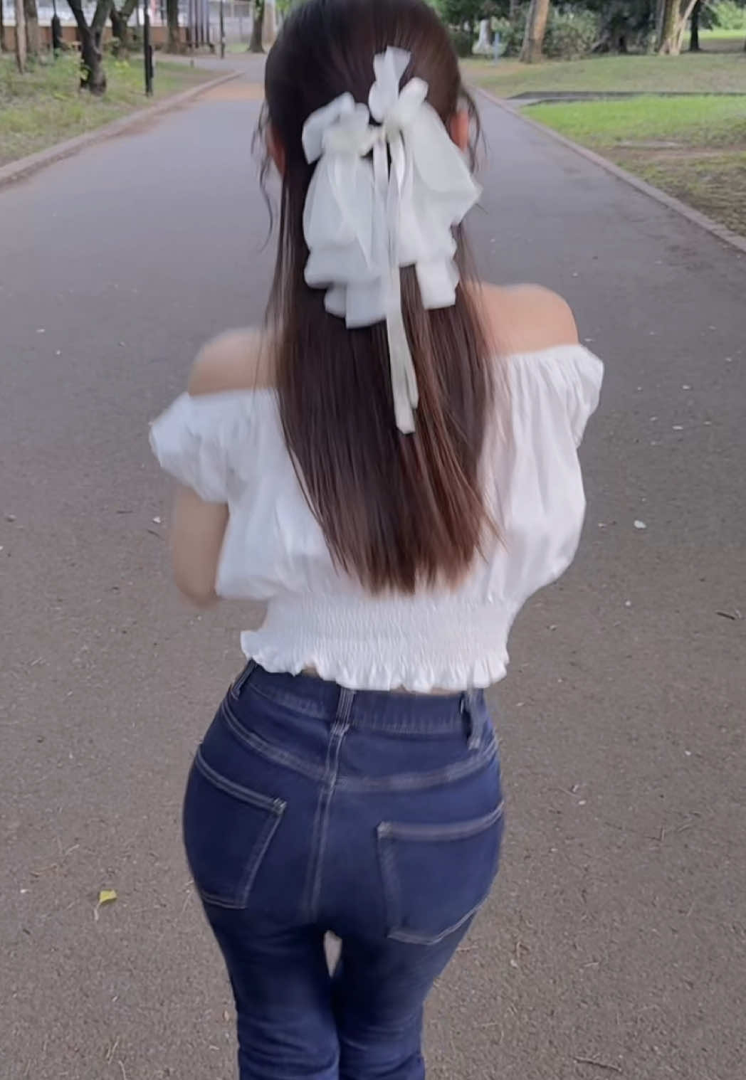 これは桃尻？？🍑💕  #おすすめにのりたい #お姉さん #fyp 