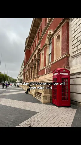 promise to myself 🏴󠁧󠁢󠁥󠁮󠁧󠁿🇬🇧 #england #livinginengland🇬🇧 #movingtoengland #london #wanttoliveinlondon 