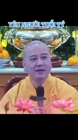 Tuổi tý thương âm thầm: