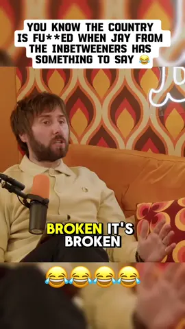 😂😂😂#britishhumour #banter #theinbetweeners #jay #england #politics #council #podcast #humour #laugh #comedy #ukmemes 