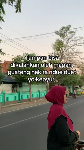Lapak tahu kocek sakera buka setiap hari ya mulai jam 16.00-21.30 📍didepan smp nusantara krian-sidoarjo