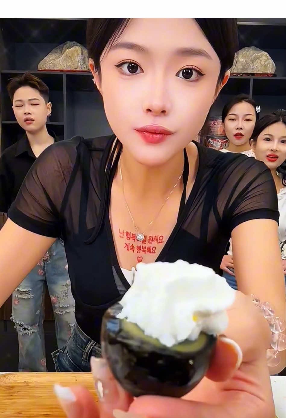 Don’t blink your eyes ! Chew and swallow it all at once .#fo#foodo#Foodiea#eatingo#foryouy#fypg#eggu#mukbang