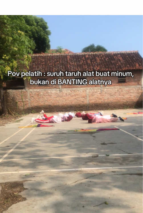 Bentuk disiplin dari hal-hal sepele seperti cara memperlakukan alatnya sendiri #marchingbandlife #marchingband 