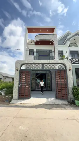 Nhà Ngợp mới nhất 5x20m SHR hoàn công đường xe hơi tới nhà gần KCN Cầu Tràm #nhadep #nhapho #nhamoi #nhaphohongduy #nhabinhchanh #nhabinhchanhhongduy #xuhuong 