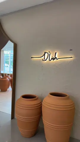 Dlish   ☕️ 🍰  #تايلند #كوفيات_تايلند #بانكوك 