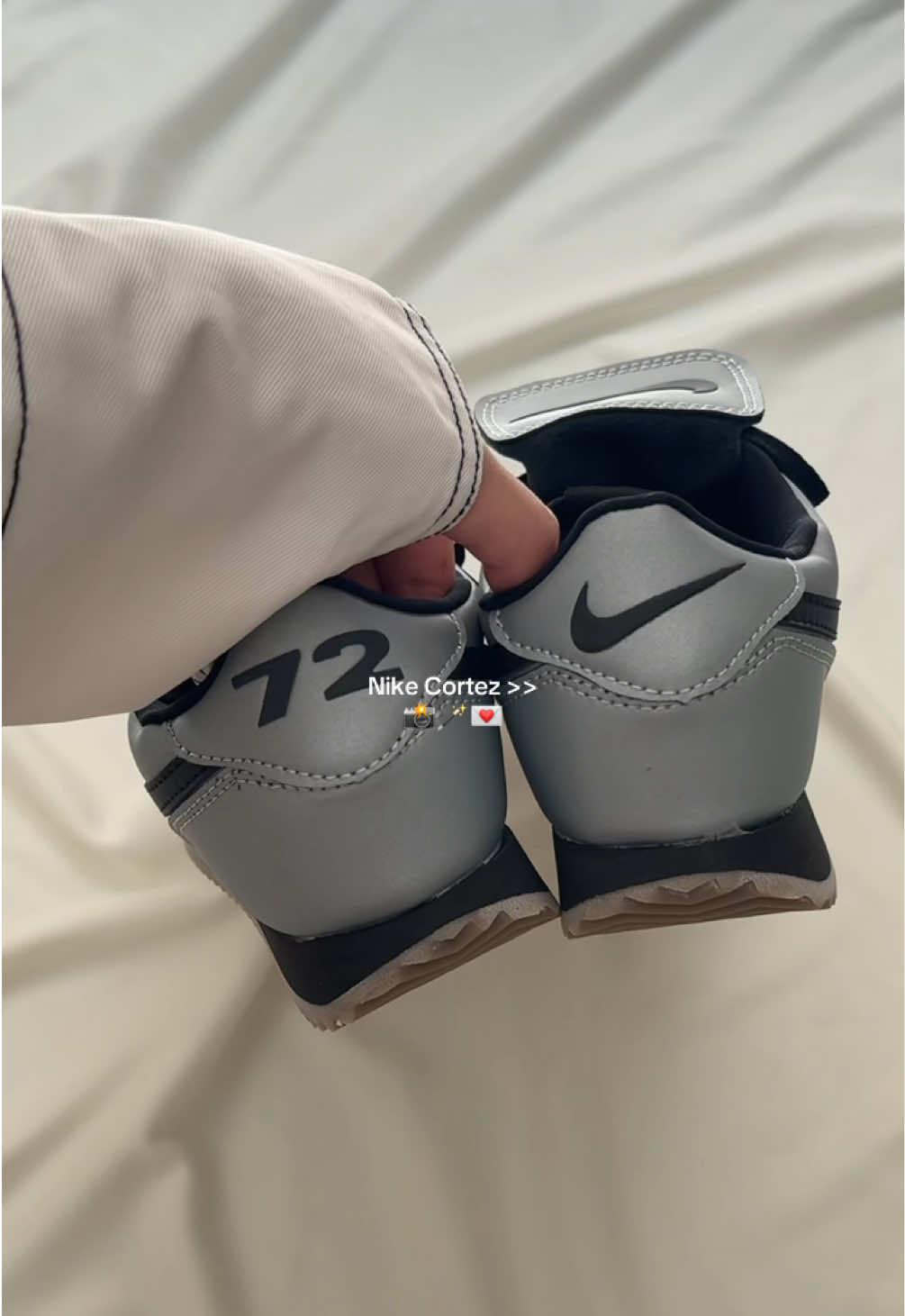 اللون بالواقع يجنن مرة 🏹🩶  #اكسبلور #SOLE #fyp #viral #foryoupage #شوزات #Nike#cortez #4u #shoes #explore #اكسبلورر#ترند#السعودية 