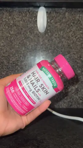 @Nature’s Truth  #fyp #hairskinnails #viral #vitaminsforwomen #tiktokshop 
