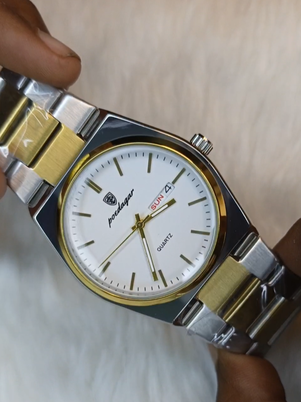 🕰️ Poedagar  Luxury Watches – স্টাইলের সেরা সংজ্ঞা! 🔥 আপনার লুক কে দিন নতুন লেভেলের স্টাইল আমাদের এক্সক্লুসিভ ঘড়ি কালেকশন দিয়ে! ✅ অরিজিনাল ডিজাইন ✅ ১ বছরের কালার গ্যারান্টি ✅ বাটারফ্লাই লক সিস্টেম – আরামদায়ক ও সিকিউর ✅ ওয়াটার রেজিস্ট্যান্ট (সিলেক্টেড মডেল) ✅ মর্ডান, ক্ল্যাসি আর এলিগ্যান্ট 📦 ঘরে বসেই পেয়ে যান বাংলাদেশের যেকোনো প্রান্তে 💵 ক্যাশ অন ডেলিভারি সুবিধা 🎉 স্পেশাল ডিসকাউন্ট চলছে – সীমিত সময়ের জন্য! 📲 অর্ডার করতে ইনবক্স করুন অথবা 📞 WhatsApp: 01925621973 💬 Facebook : Infinity Watches  ⚠️ স্টক সীমিত — দেরি না করে অর্ডার করে দিন এখনই!  #fypシ #viralreelschallenge#ঘড়ি #WatchBD #OnlineShopBD #PremiumWatch #LuxuryTimepiece 