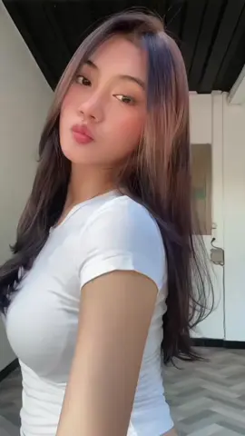 celana ikut kiyut aku belinya disini yahh @tuku_klambi #fypage #fypシ゚viral #foryou #foryoupage #outfitideas #Summer #capcutvelocity#rembanghits #celanagarisgaris #ayobeli #summerpants #tukuklambi 