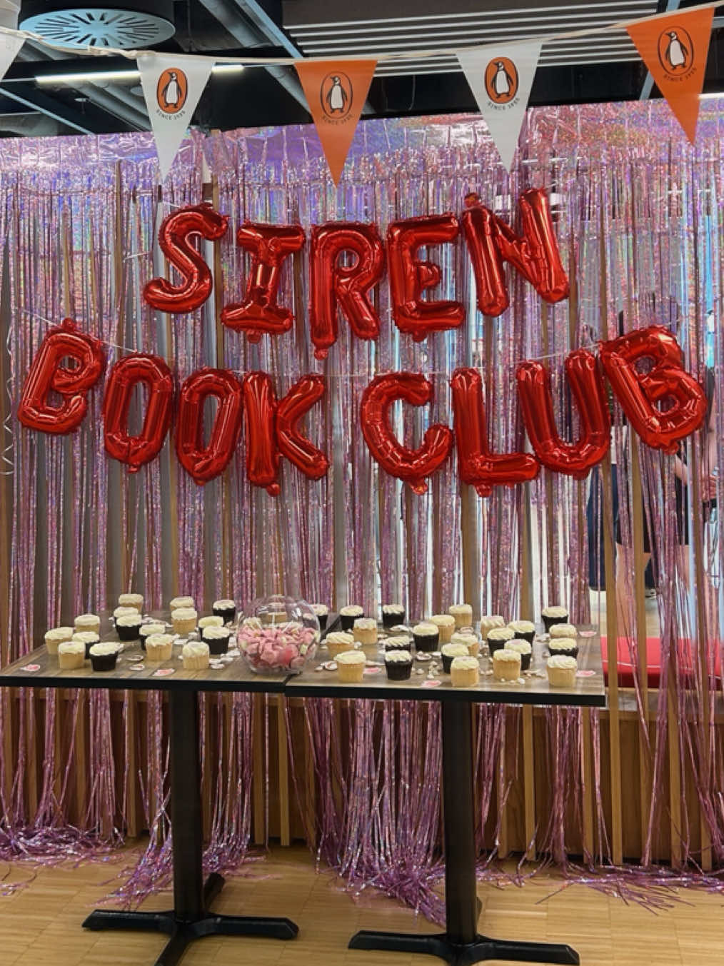 (pr invite) thank you again to @PenguinMichaelJoseph for the cutestttt evening meeting some really incredible people (and the chance to get some really exciting books!!!)