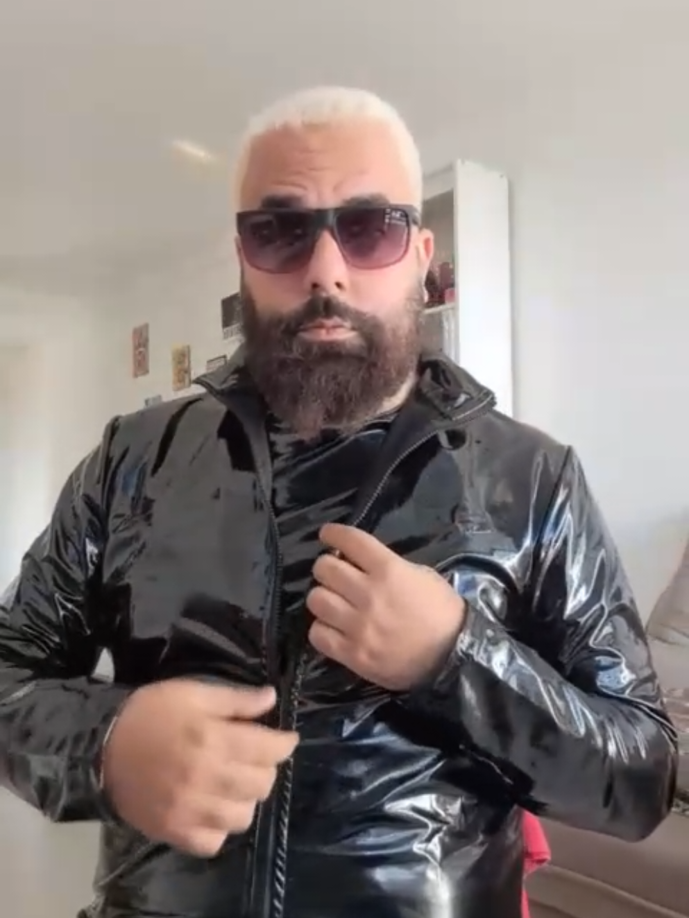 Highlight of LIVE Thanks for enjoying #tiktoklive #livehighlights #leather leather #leathergoods #leatherjacket #leatherwork #leatherpants #leatherboots #leatherman #leatherfashion #leatherworks #fullleather