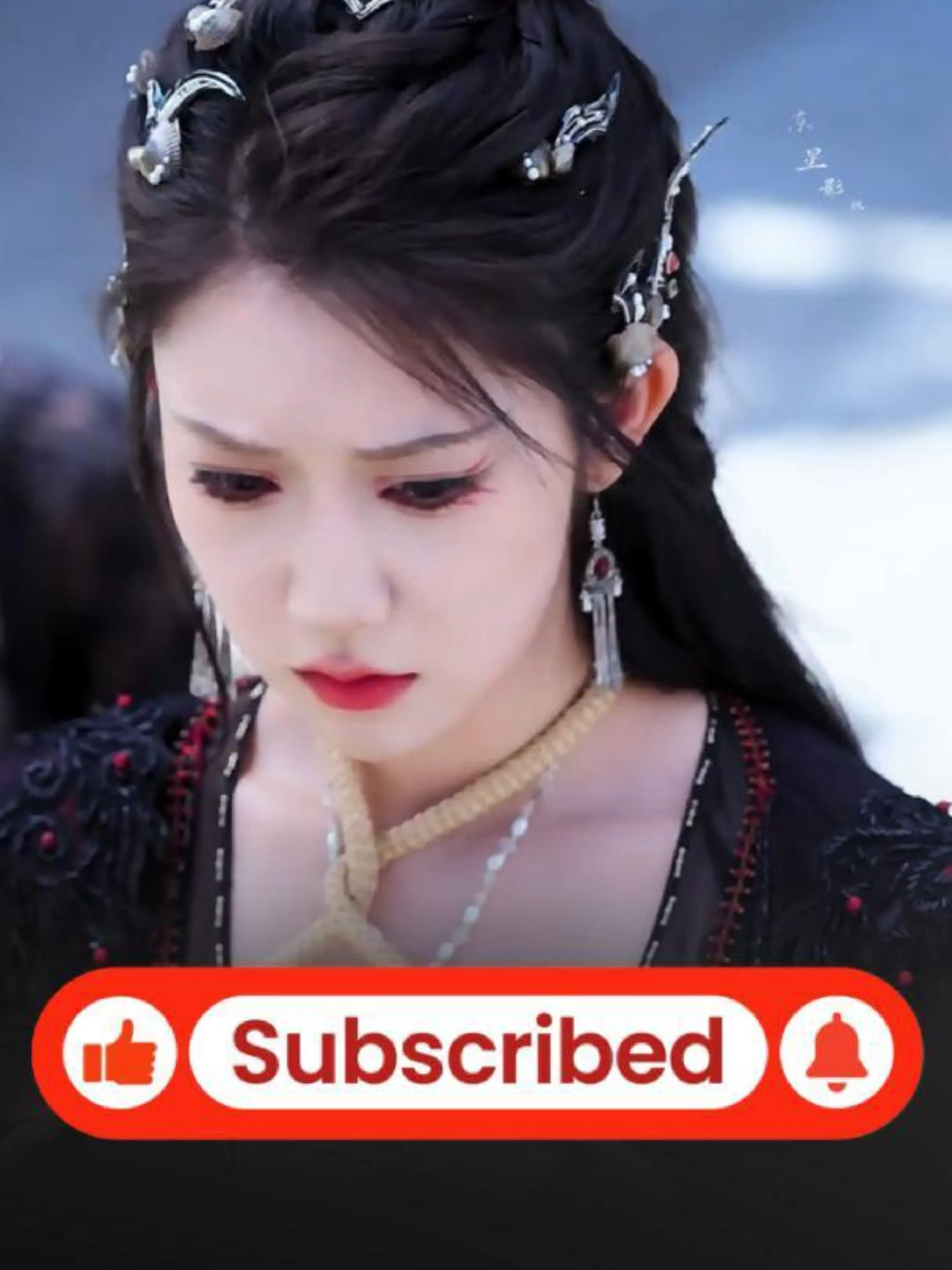 Vừa xuyên không đến giới tu tiên, chàng trai bất ngờ được tông môn cho phép chọn người đồng hành miễn phí. Không do dự, anh chọn ngay vị nữ cao thủ mạnh nhất của phái huyền bí. #ep1 #phimcổtrang #phimTrungQuốc #xuyenkhong #kiemhiep #phimhay2025    #reviewphim #motphim1phut #cauchuyencotich #phimngontinh #Ngươicũngxứngđểtarútkiếmsao