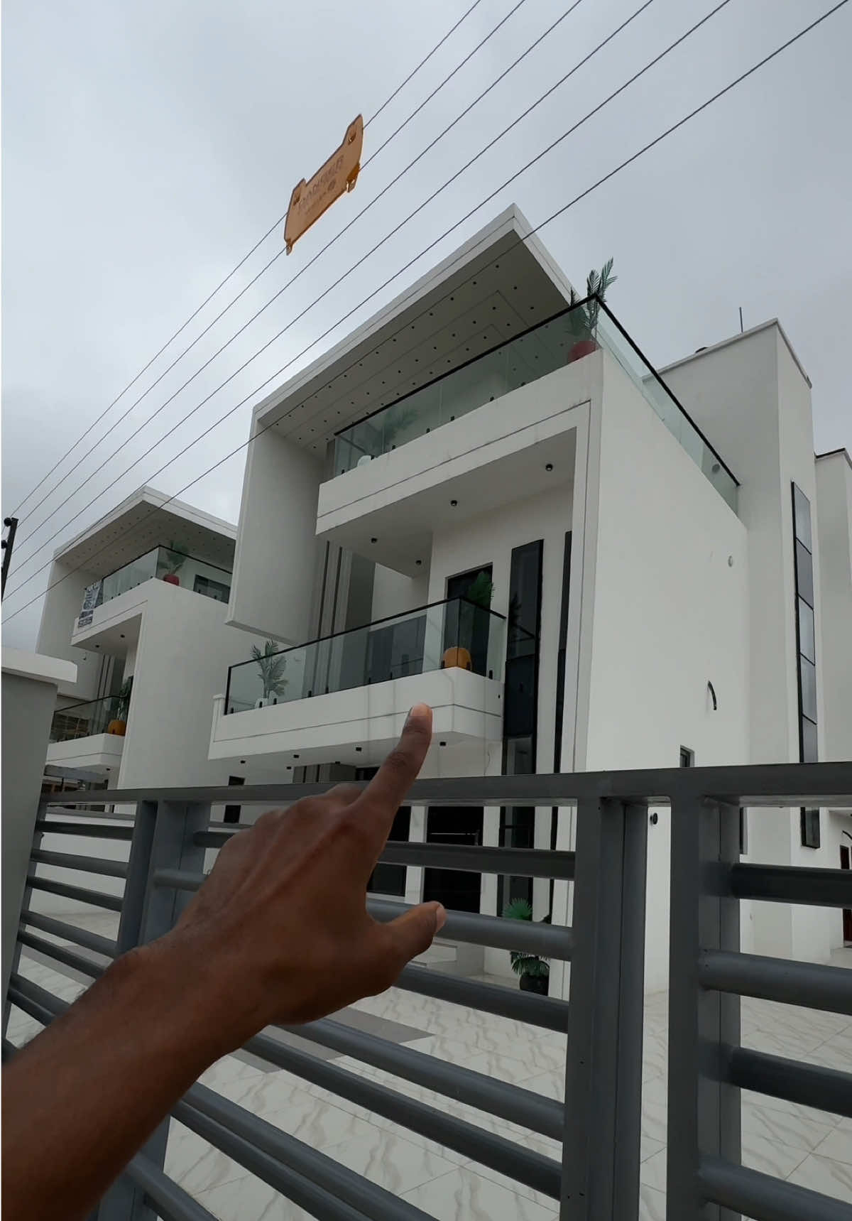 Is it worth the price or not? 🌚 Let me know in the comments section what you think 😉 5-Bedroom Fully Detached Duplex FOR SALE‼️ Location: Ajah, Lekki 📍 Price: 370M Features: •  Brand New •  Swimming Pool •  7 Toilets •  6 Baths •  5 Bedrooms  •  BQ •  Private Office •  Gym •  Family Lounge •  En suite rooms •  Anteroom •  Modern POP Ceilings •  Spotlights •  Fully Fitted Kitchen with accessories •  Dining Area •  Smart Lighting •  Smart Home systems •  Family Lounge •  Interlocked Concrete Access road •  Luxury Walk-in Bathroom •  Massive Open Terraces •  Secured Estate •  Outdoor Lights •  Spacious Rooms •  Wardrobes •  Water Heaters •  Water Closets •  Shower Console •  Bathtub •  Massive Parking Area •  Stamped Concrete Contact us now to schedule a viewing. You can also contact us with your specific housing requirements. Explore our page or submit a special request—specifying your preferred property type and budget. We look forward to assisting you! 08136426138 ☎️ jaesrealestate@gmail.com ##jaesrealestate##luxuryrealestate##lagosrealestate##luxuryrealtor##duplex##houseforsale##houseforrent##lagosproperties##realestate##propertyforsale##luxuryproperties 
