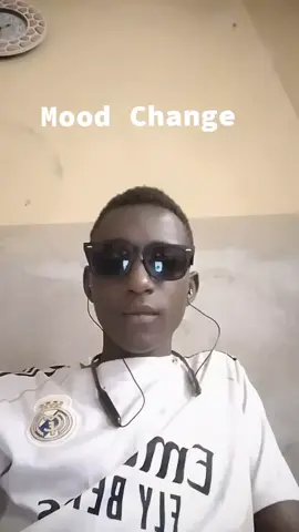 mood Change 😂 #viraltiktok #video #trendingvideo #meme #foryou 
