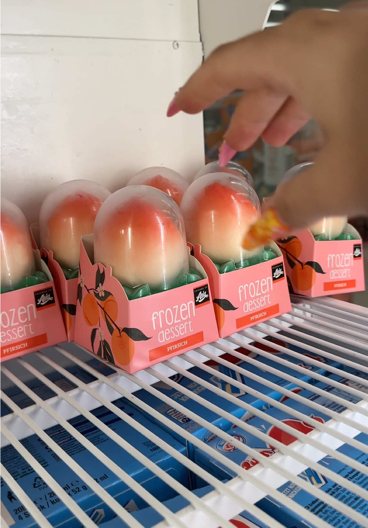Endlich gibts das Eis auch bei uns!😍 aber so schnell ausverkauft🥲 lG: diademlori