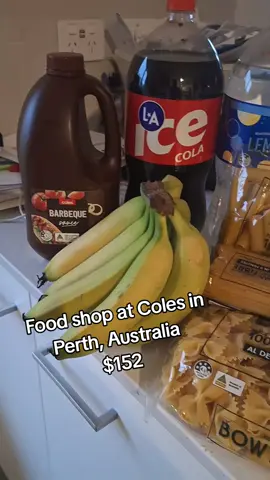 Feeding a family of 4 with a weekly good shop at Coles, Perth, Australia. This cost $152 #foodshopping #Coles #Perth #aldi #budgeting 