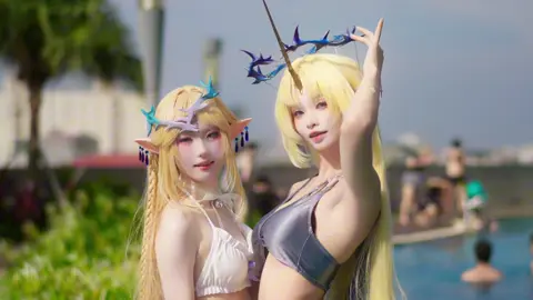 Cuối tuần là Pool Party tiếp nên đăng lại vid 2 bạn cosplayer Fleurdelys siêu xịn này @Hiin•Hie @Lunao Kasa 🩷 #cosplay #wutheringwaves #fleurdelys #Summer 