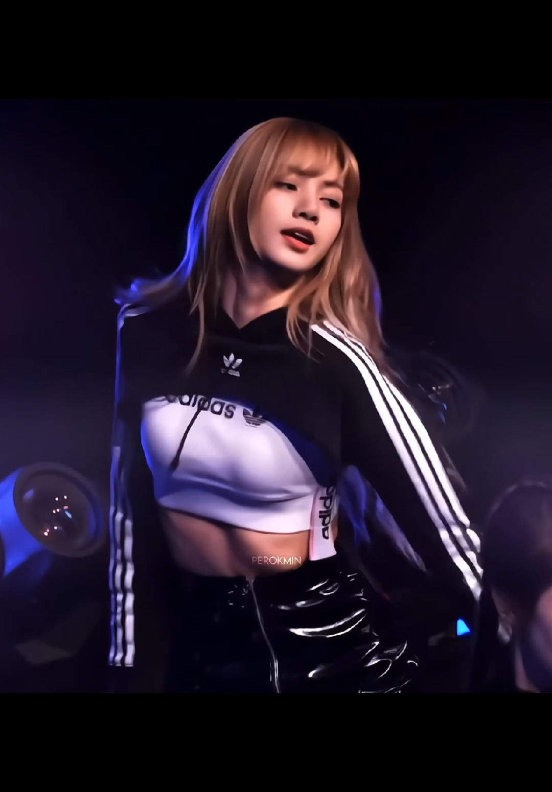 hi everyone #blackpink #lisa #viral #kpop #edit #parati #foryou #perokmin 