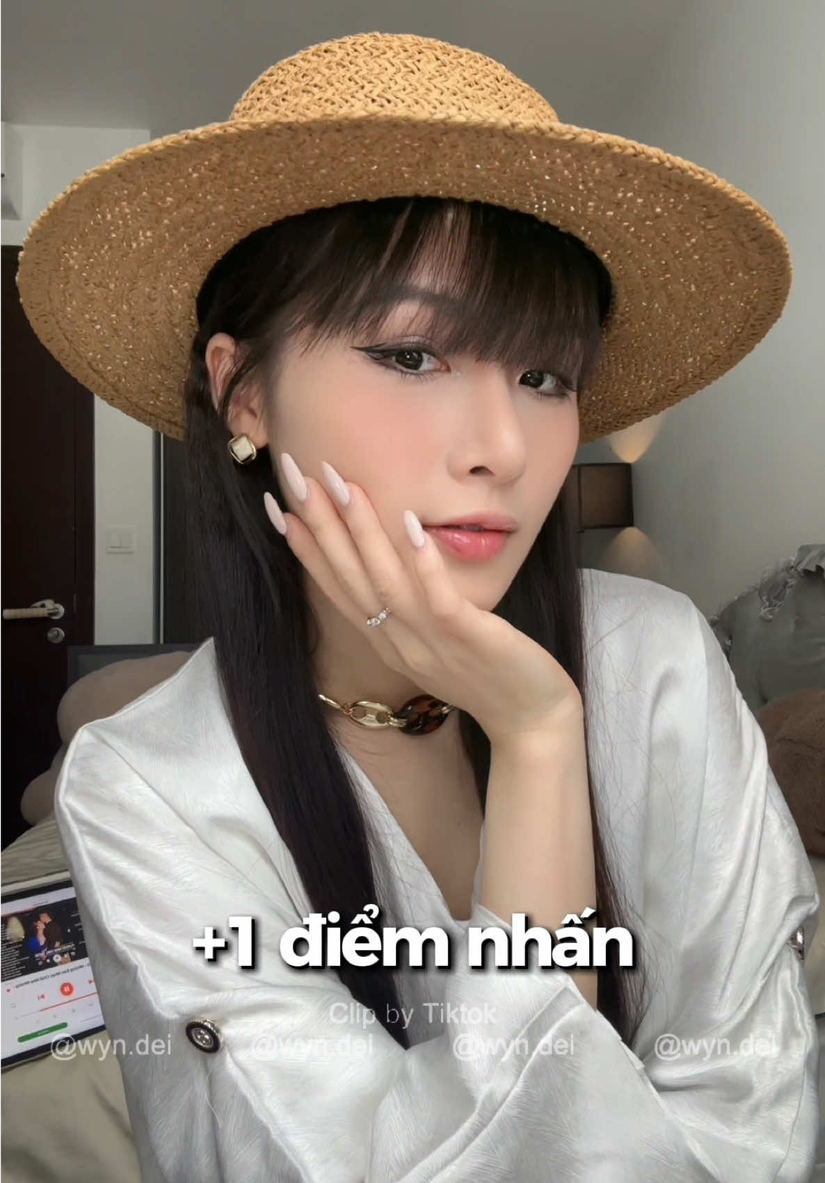 Bông tai đẹp nhưng đuýt gim hơi mềm, nhẹ tay nhen mụi ng #wyndei #fyb #tryon #bongtai #hoatai #accessories 