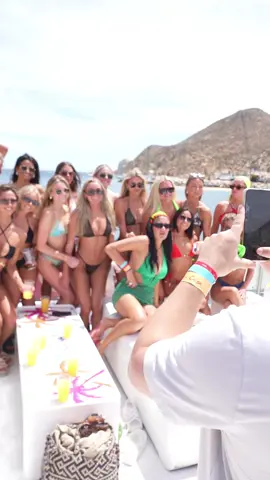 Booze cruise with the squad 📍Cabo #cabospringbreak #springbreak #springbreaku 