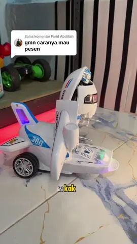 Membalas @Farid Abdillah Mainan pesawat ini otomatis jadi robot tanpa remote control,menggunakan batre AA 3 pcs, dilengkapi lampu LED dan musik #mainanpesawat #mainananak #mainanpesawatjadirobot #promoseruweekend #mainanedukasi 