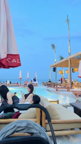 Một quán mới ở biển Đà Nẵng rất là vui 👏🏻