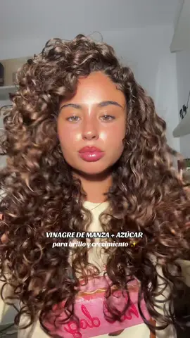 Vinagre de manzana + azúcar= brillo y crecimiento. Amor apunta este tip para revivir tu cabello ✨✨✨✨ #curls #crecimientodelcabello 