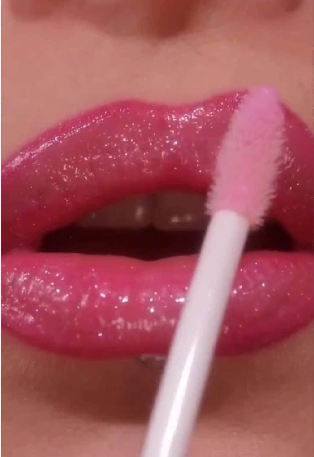 Kit 2 Gloss por R$8,99 🤩💖 #gloss #brilho #glow 