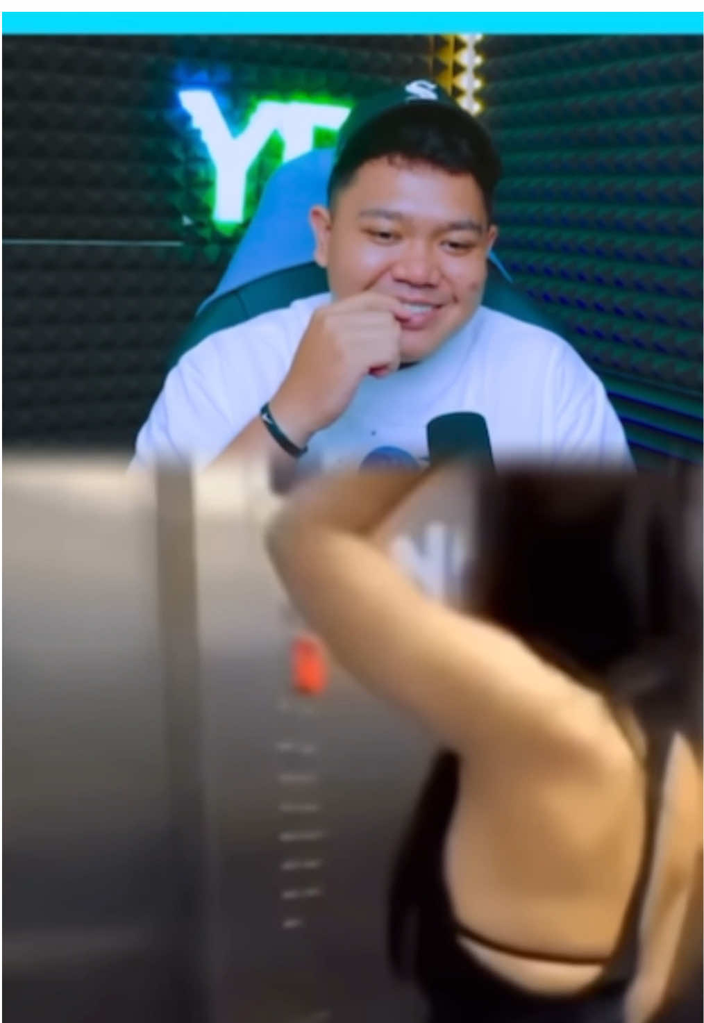 Cepat banget pengalihannya 😂 #yourdudh #yourdudhreaction #reaction #react 