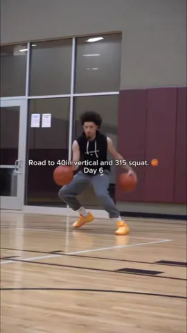 Follow for more ! 🏀 #basketball #athlete #fyp #hoopersoftiktok #dunk 