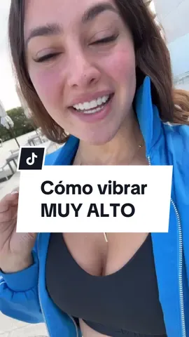 Cómo vibrar alto y manifestar deseos ✨ Si quieres aprender a crear la vida de tus sueños, te espero en mi Escuela de Manifestación 👉🏻 tanfulness.com  #leydeatraccion #leydelaatraccion #manifestar #vibracionespositivas #universo #manifestation #dios #energia #vibracion #frecuencia 