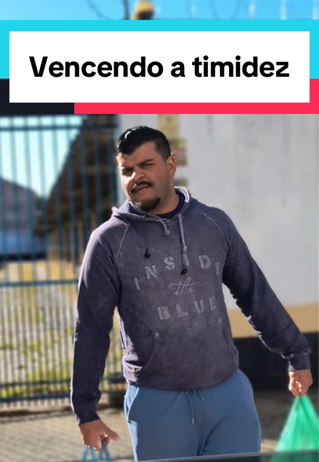 perdendo a timidez ao volante. 🙂 . #humor #timidez #comedia #videosengracados 