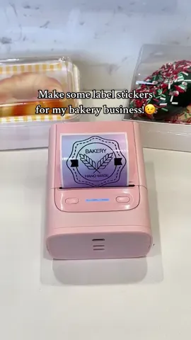 Make some label stickers for my bakery business!😉🔥#labelmaker #labeling #fyp #foodpackaging #SmallBusiness #bakery #tiktokmademebuyit #stickers 
