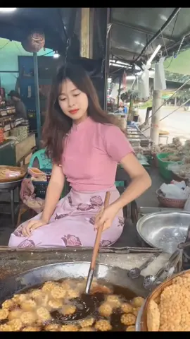 ootd#myanmarcoffee #yangon #myanmartiktok🇲🇲🇲🇲 #tiktokmyanmar #myanmar 